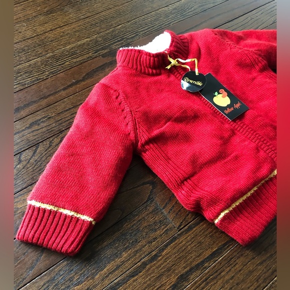 *NWT* Yellow Apple 6-12M Unisex Red/White Reversible Sweater - Fleece/Knit - Picture 2 of 10